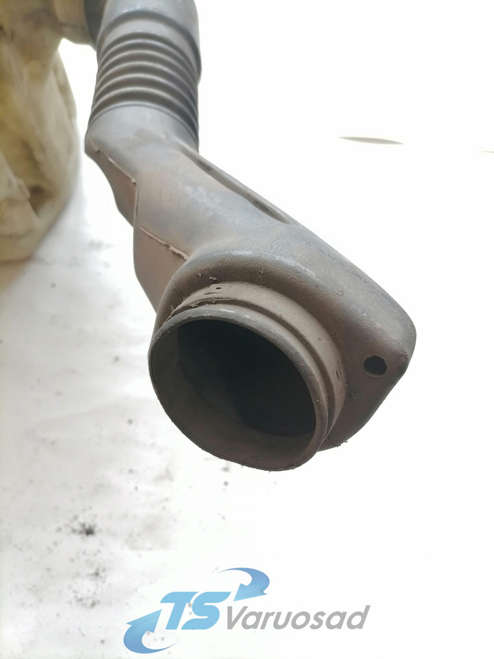 Volvo Windscreen washer fluid tank 8189232 - Limpador de pára-brisa para Camião: foto 3 Volvo Windscreen washer fluid tank 8189232 - Limpador de pára-brisa para Camião: foto 3