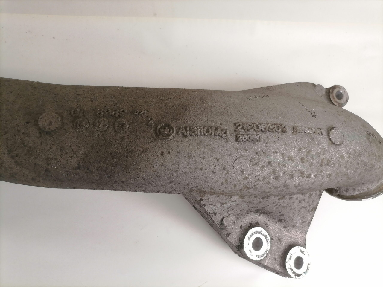 Volvo intercooler pipe 21808309 - Intercooler para Camião: foto 4 Volvo intercooler pipe 21808309 - Intercooler para Camião: foto 4