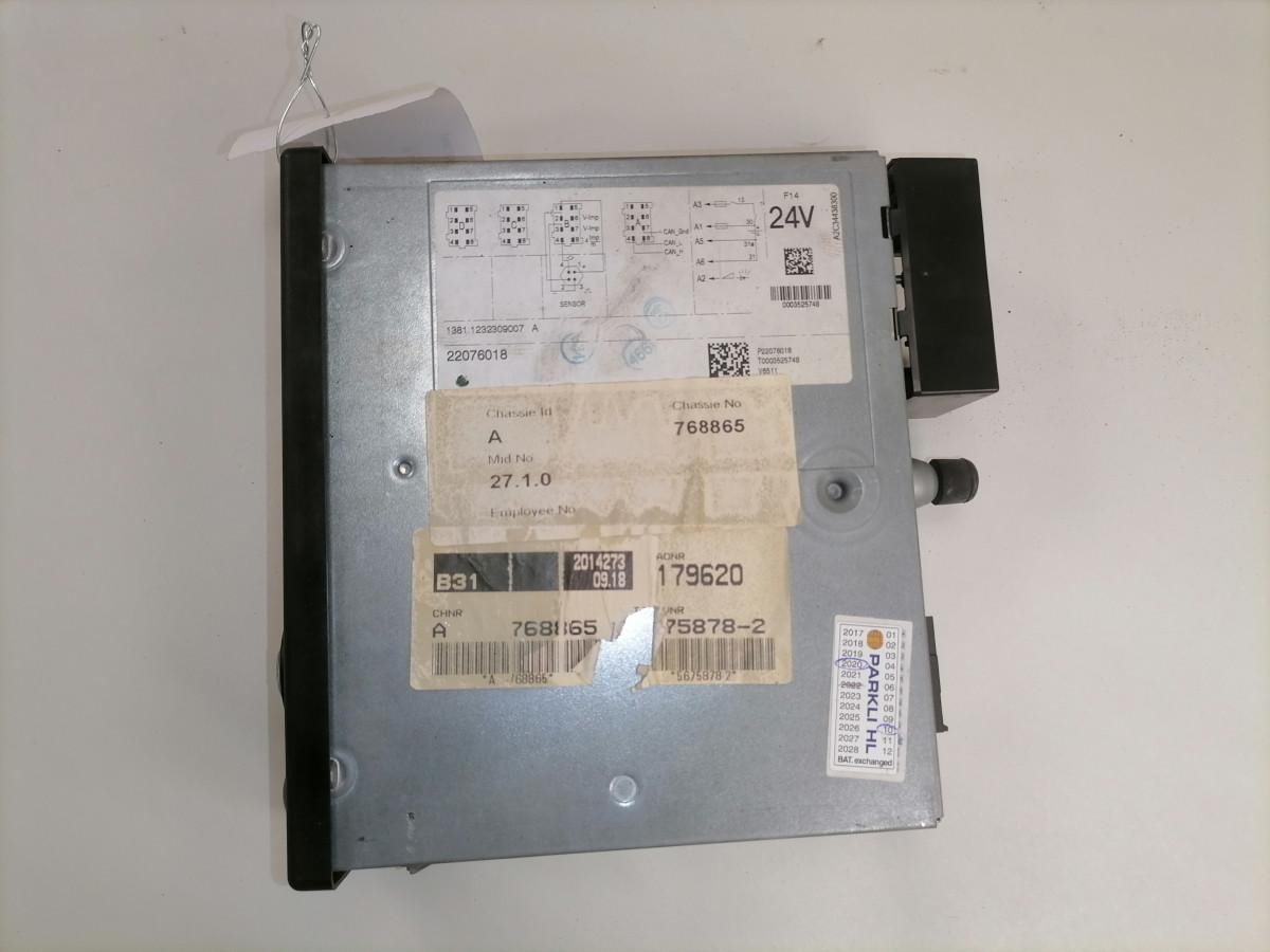 Volvo tachograph 22076018 - Tacógrafo para Camião: foto 4 Volvo tachograph 22076018 - Tacógrafo para Camião: foto 4