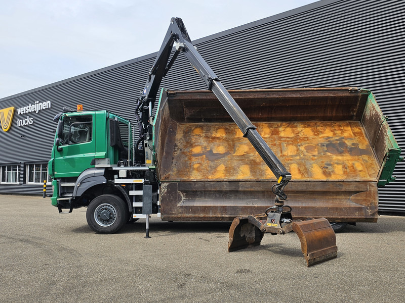 DAF TATRA 6X6 / T158/II / 2 SIDE TIPPER - HMF Z CRANE - Camião basculante, Camião grua: foto 3 DAF TATRA 6X6 / T158/II / 2 SIDE TIPPER - HMF Z CRANE - Camião basculante, Camião grua: foto 3
