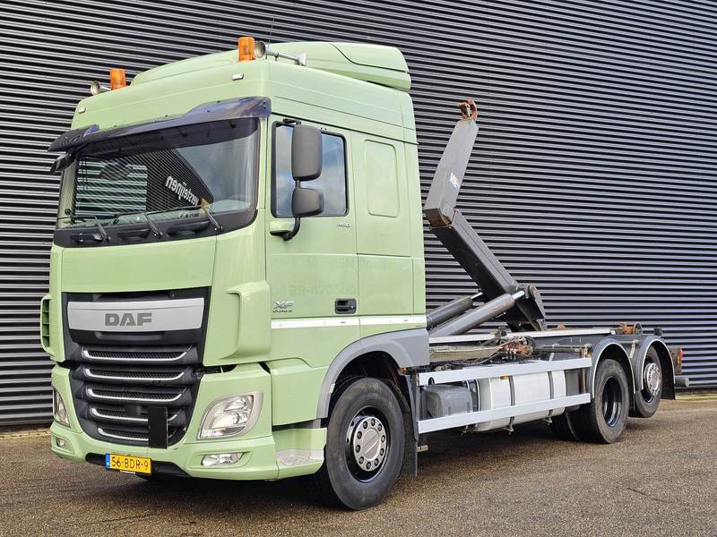 DAF XF 460 6x2 SPACECAB / HOOKLIFT / ABROLKIPPER - Camião polibenne: foto 1 DAF XF 460 6x2 SPACECAB / HOOKLIFT / ABROLKIPPER - Camião polibenne: foto 1