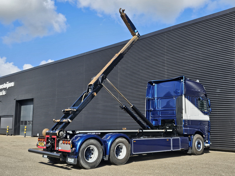 DAF XF 530 SSC 6x2 VDL HOOKLIFT 660 cm - Camião polibenne: foto 2 DAF XF 530 SSC 6x2 VDL HOOKLIFT 660 cm - Camião polibenne: foto 2