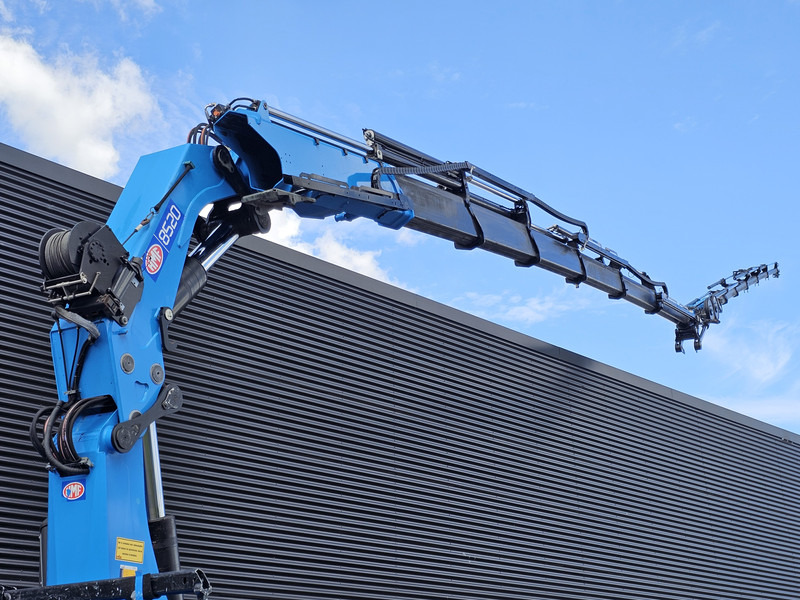 MAN TGX 35.480 8x4-4 / HMF 85 t/m + JIB / WINCH - Camião de caixa aberta/ Plataforma, Camião grua: foto 5 MAN TGX 35.480 8x4-4 / HMF 85 t/m + JIB / WINCH - Camião de caixa aberta/ Plataforma, Camião grua: foto 5