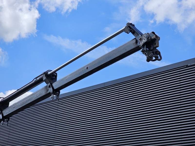 MAN TGX 35.480 8x4-4 / HMF 85 t/m + JIB / WINCH - Camião de caixa aberta/ Plataforma, Camião grua: foto 4 MAN TGX 35.480 8x4-4 / HMF 85 t/m + JIB / WINCH - Camião de caixa aberta/ Plataforma, Camião grua: foto 4