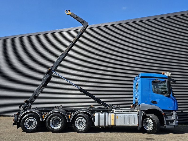 Mercedes-Benz Antos 3546 / 8x2/6 / HOOKLIFT / ABROLLKIPPER - Camião polibenne: foto 5 Mercedes-Benz Antos 3546 / 8x2/6 / HOOKLIFT / ABROLLKIPPER - Camião polibenne: foto 5