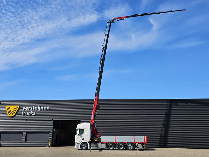Scania 560R / HMF 50 t/m - JIB / LIER - Camião de caixa aberta/ Plataforma, Camião grua: foto 4 Scania 560R / HMF 50 t/m - JIB / LIER - Camião de caixa aberta/ Plataforma, Camião grua: foto 4