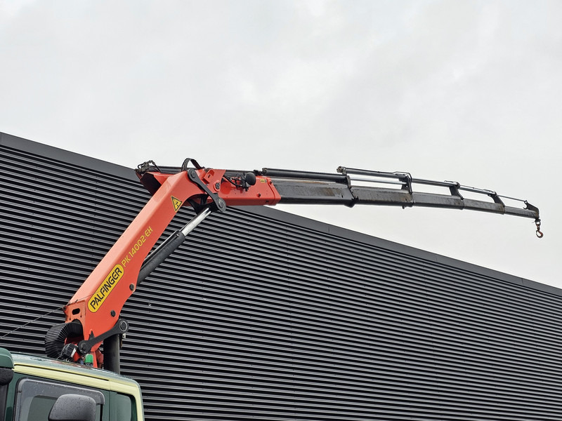 Scania P320 / 4x2 / PALFINGER PK14002 / CRANE/KRAN - Camião de caixa aberta/ Plataforma, Camião grua: foto 2 Scania P320 / 4x2 / PALFINGER PK14002 / CRANE/KRAN - Camião de caixa aberta/ Plataforma, Camião grua: foto 2