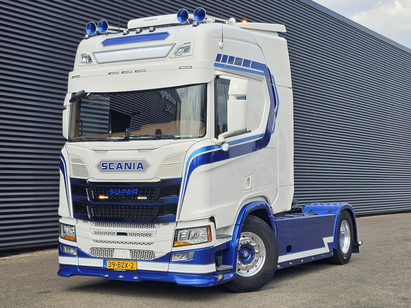 Scania R450 4x2 / RETARDER / 2 TANKS - Tractor: foto 1 Scania R450 4x2 / RETARDER / 2 TANKS - Tractor: foto 1