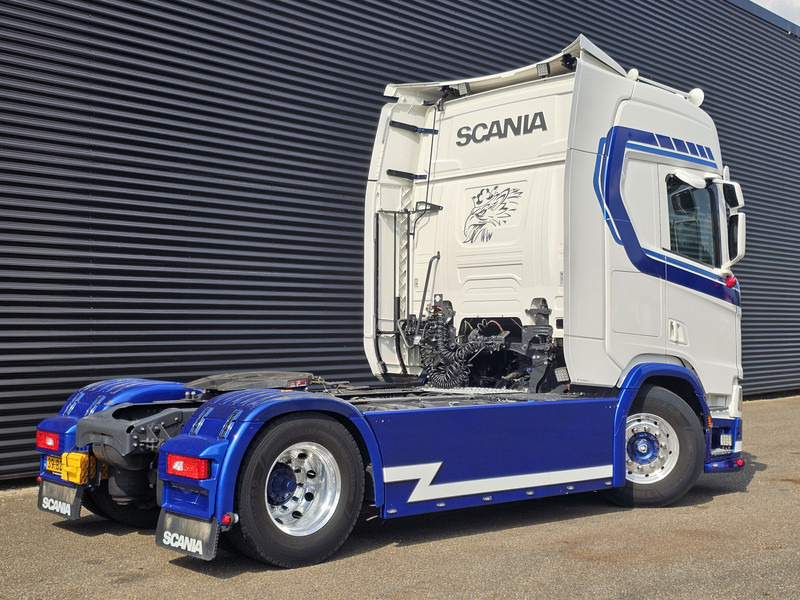 Scania R450 4x2 / RETARDER / 2 TANKS - Tractor: foto 3 Scania R450 4x2 / RETARDER / 2 TANKS - Tractor: foto 3