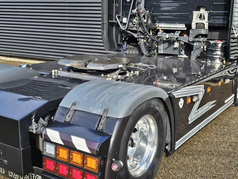 Scania S580 V8 / 4x2 / FULL AIR / RETARDER - Tractor: foto 5 Scania S580 V8 / 4x2 / FULL AIR / RETARDER - Tractor: foto 5
