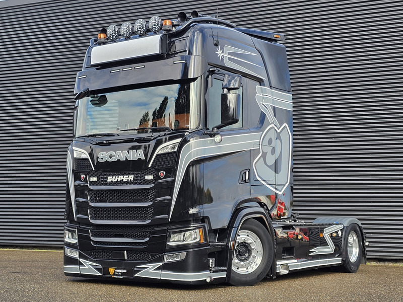 Scania S580 V8 / 4x2 / FULL AIR / RETARDER - Tractor: foto 1 Scania S580 V8 / 4x2 / FULL AIR / RETARDER - Tractor: foto 1