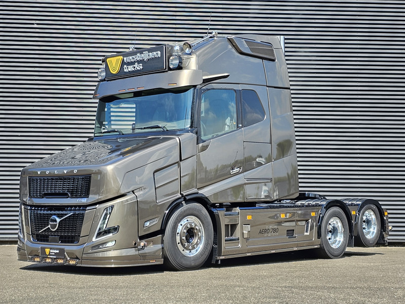 Volvo VT5 AERO 780 XXL / 6x2 TORPEDO / BOOGIE / SPECIAL / SHOW - Tractor: foto 1 Volvo VT5 AERO 780 XXL / 6x2 TORPEDO / BOOGIE / SPECIAL / SHOW - Tractor: foto 1