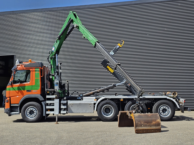 Volvo FMX 460 / 8x4-4 / HMF CRANE + HOOKLIFT / CONTAINER - Camião polibenne, Camião grua: foto 4 Volvo FMX 460 / 8x4-4 / HMF CRANE + HOOKLIFT / CONTAINER - Camião polibenne, Camião grua: foto 4