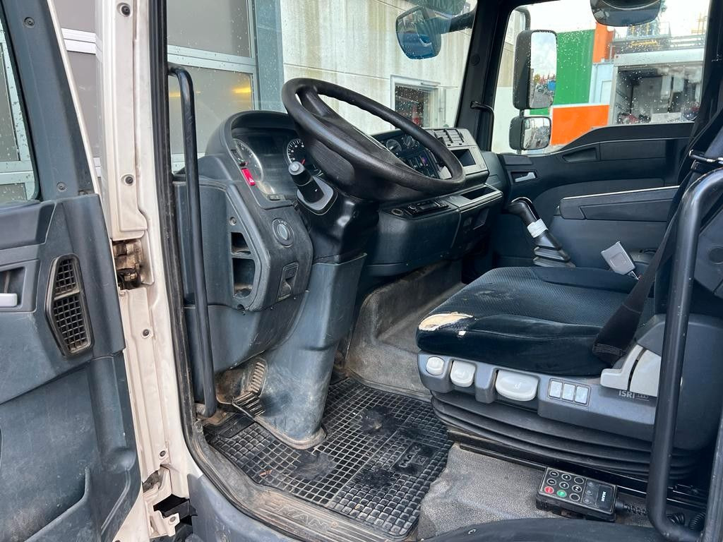 MAN 8.180 4X2 offene Pritsche MAN 8.180 4X2 offene Pritsche - Carrinha de caixa aberta: foto 5 MAN 8.180 4X2 offene Pritsche MAN 8.180 4X2 offene Pritsche - Carrinha de caixa aberta: foto 5