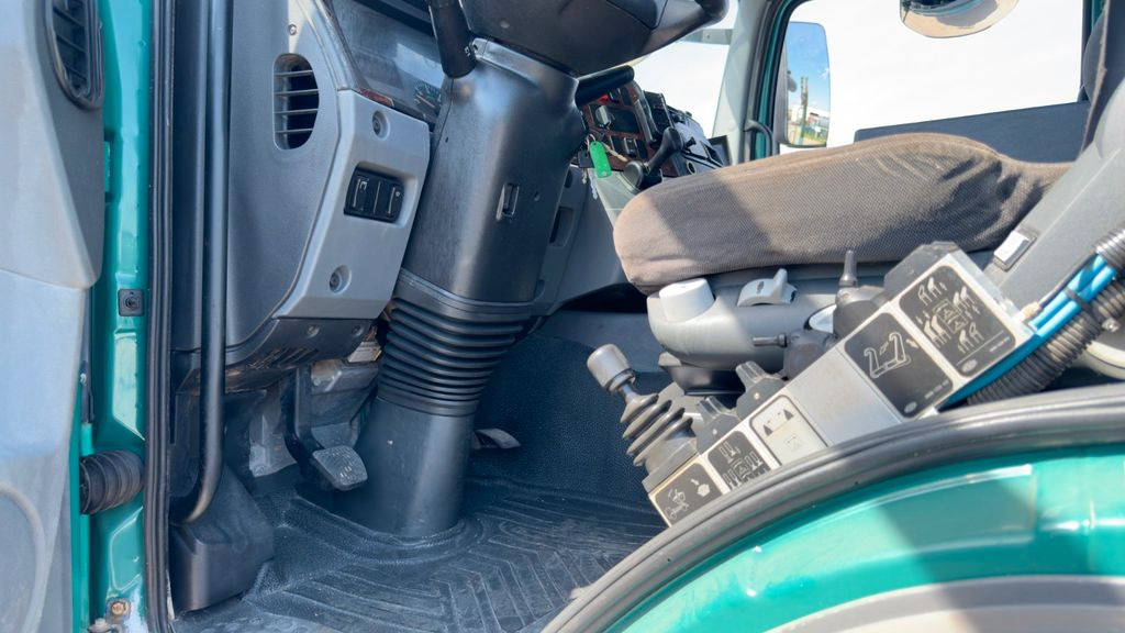 Camião multibenne Mercedes-Benz 1833  4x2 Meiller AK 12 | Klima | Guter Zustand: foto 12