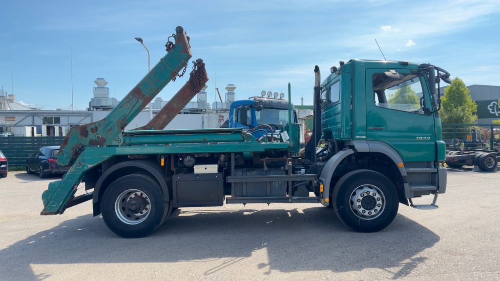 Camião multibenne Mercedes-Benz 1833  4x2 Meiller AK 12 | Klima | Guter Zustand: foto 10