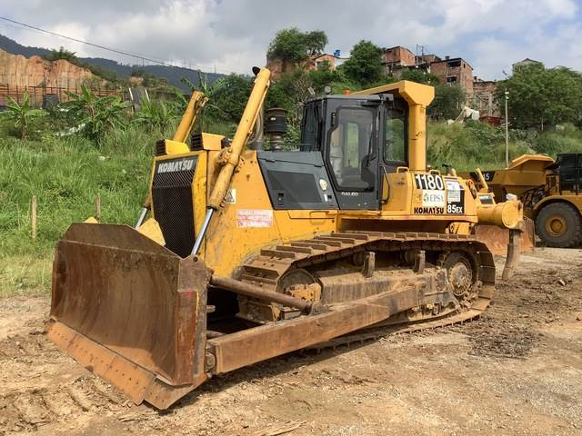 Komatsu D85EX-15 - Buldôzer: foto 1 Komatsu D85EX-15 - Buldôzer: foto 1