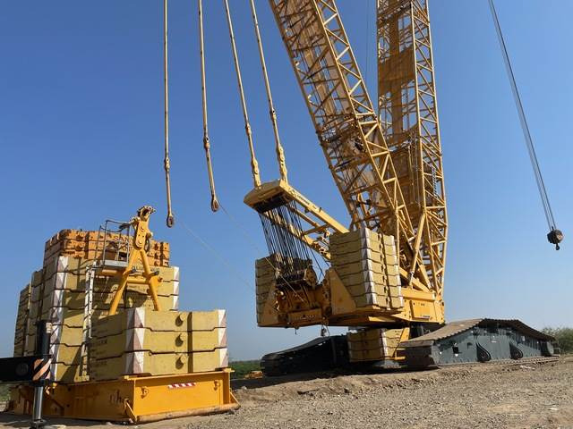 Liebherr LR1600/2 - Guindaste sobre esteiras: foto 3 Liebherr LR1600/2 - Guindaste sobre esteiras: foto 3