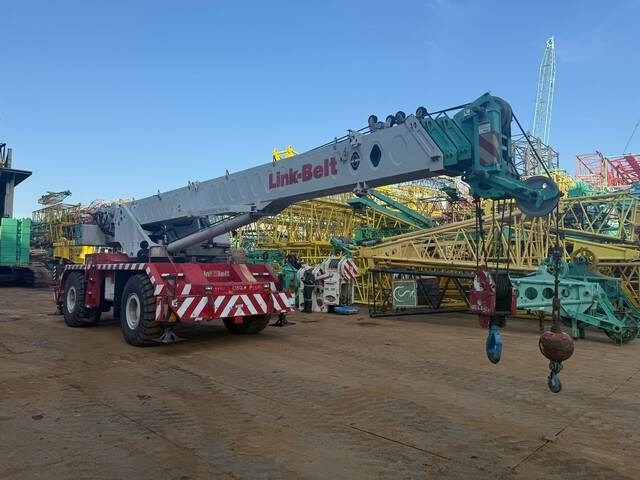 Link-Belt RTC8050-2 - Grua de estaleiro: foto 4 Link-Belt RTC8050-2 - Grua de estaleiro: foto 4