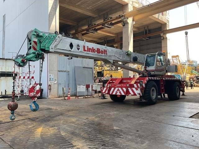 Link-Belt RTC8050-2 - Grua de estaleiro: foto 2 Link-Belt RTC8050-2 - Grua de estaleiro: foto 2