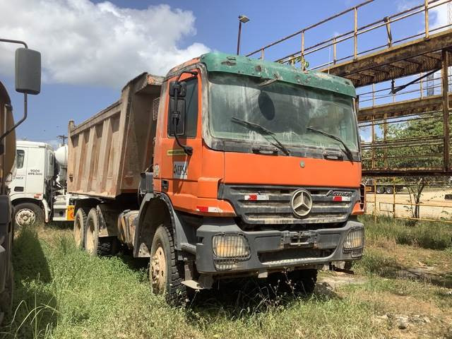 Mercedes-Benz ACTROS 3341 - Camião basculante: foto 4 Mercedes-Benz ACTROS 3341 - Camião basculante: foto 4