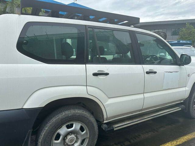Toyota Prado - Automóvel: foto 2 Toyota Prado - Automóvel: foto 2