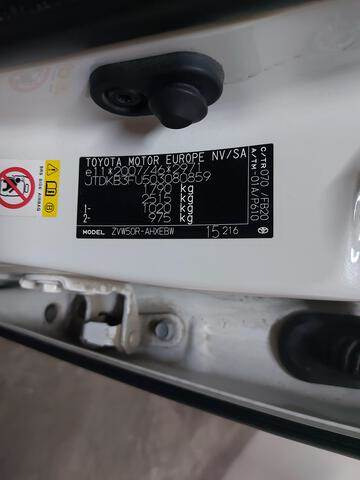 Toyota Prius Hybrid - Automóvel: foto 5 Toyota Prius Hybrid - Automóvel: foto 5
