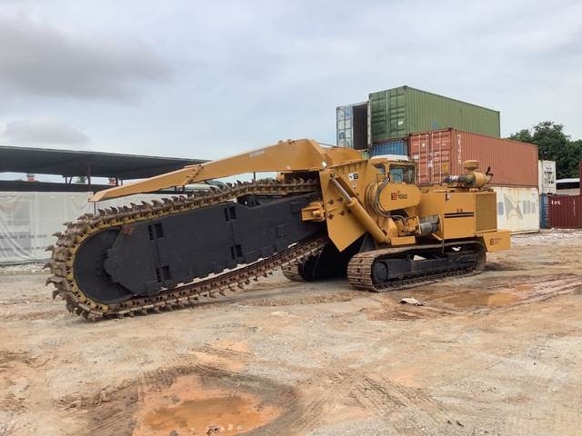 Trencor 1060 - Colocadora de tubagem: foto 1 Trencor 1060 - Colocadora de tubagem: foto 1