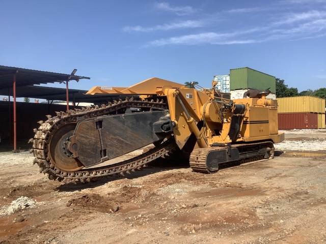 Trencor 1400L - Colocadora de tubagem: foto 1 Trencor 1400L - Colocadora de tubagem: foto 1