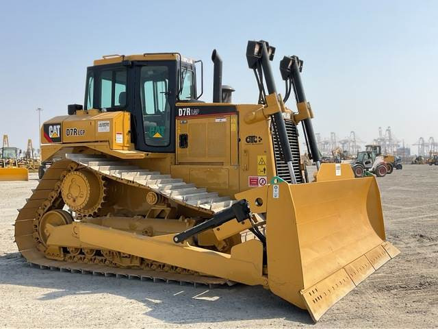 CAT D7R LGP Series II - Buldôzer: foto 4 CAT D7R LGP Series II - Buldôzer: foto 4
