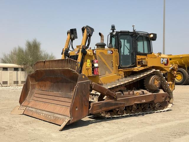 CAT D8R - Buldôzer: foto 1 CAT D8R - Buldôzer: foto 1