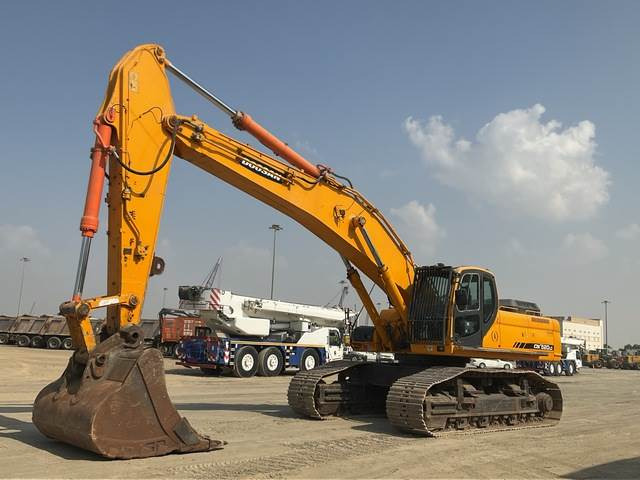 Doosan DX520LC - Escavadora de rastos: foto 1 Doosan DX520LC - Escavadora de rastos: foto 1