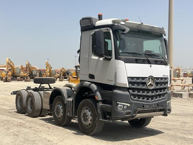 Mercedes-Benz Arocs 4240 - Camião chassi: foto 4 Mercedes-Benz Arocs 4240 - Camião chassi: foto 4