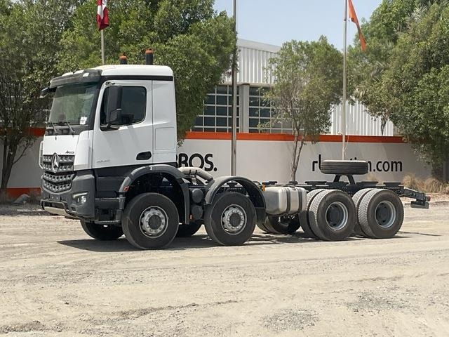 Mercedes-Benz Arocs 4240 - Camião chassi: foto 1 Mercedes-Benz Arocs 4240 - Camião chassi: foto 1