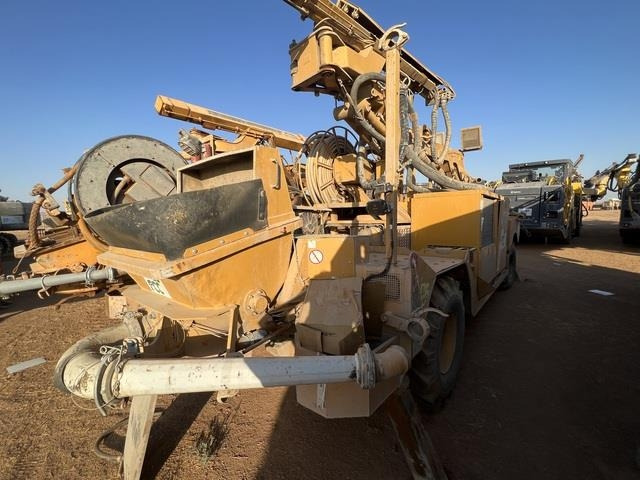 Putzmeister SPM500PC - Autobomba de betão: foto 3 Putzmeister SPM500PC - Autobomba de betão: foto 3