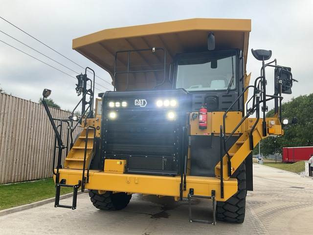Caminhão fora de estrada CAT 775G: foto 11