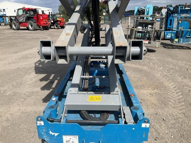 Plataforma de Tijera/ Plataforma de tesoura Genie GS3232: foto 18