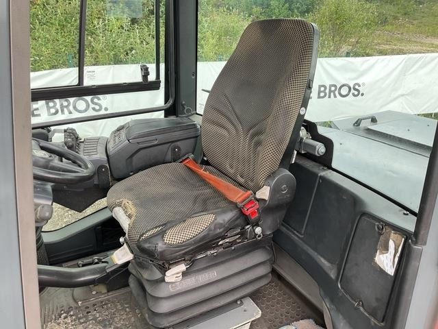 Empilhador elétrico Kalmar ECG140-6: foto 18