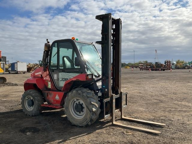 Manitou M30-4 - Empilhador todo-o-terreno: foto 4 Manitou M30-4 - Empilhador todo-o-terreno: foto 4