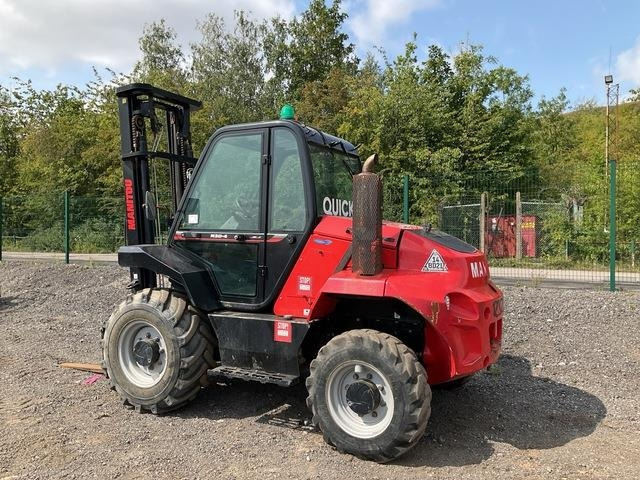 Manitou M30-4 - Empilhador todo-o-terreno: foto 2 Manitou M30-4 - Empilhador todo-o-terreno: foto 2
