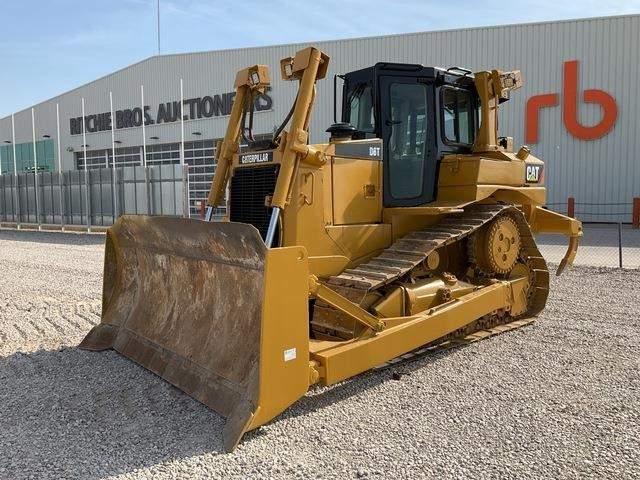 CAT D6T - Buldôzer: foto 1 CAT D6T - Buldôzer: foto 1