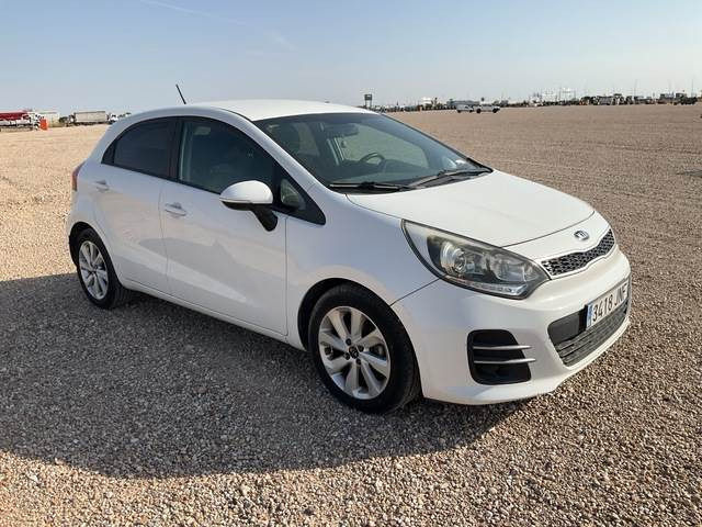 Kia Rio Ecodynamics - Automóvel: foto 4 Kia Rio Ecodynamics - Automóvel: foto 4