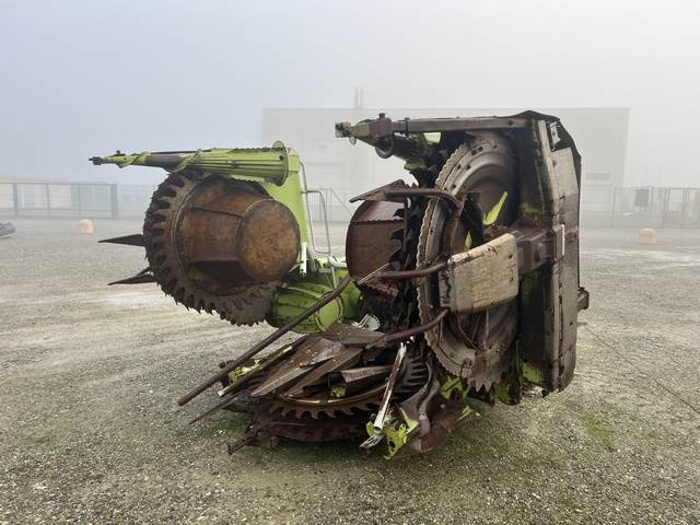 CLAAS RU 450 - Plataforma para colher milho: foto 1 CLAAS RU 450 - Plataforma para colher milho: foto 1