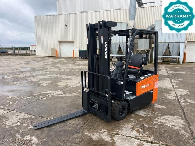 Doosan B15T-7 PLUS - Empilhador elétrico: foto 1 Doosan B15T-7 PLUS - Empilhador elétrico: foto 1
