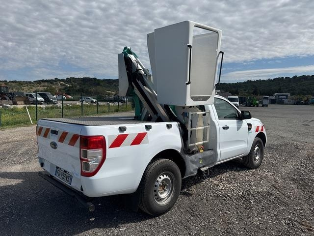 Ford Ranger - Caminhão com plataforma aérea, Pick-up: foto 3 Ford Ranger - Caminhão com plataforma aérea, Pick-up: foto 3