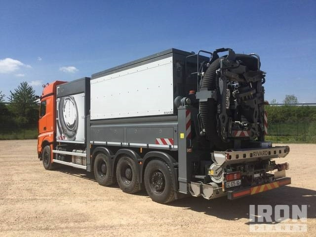 Rivard - Mercedes-Benz EXVAC - Arocs 3253 8x4 - Caminhão limpa fossa: foto 4 Rivard - Mercedes-Benz EXVAC - Arocs 3253 8x4 - Caminhão limpa fossa: foto 4
