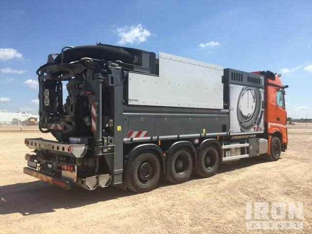 Rivard - Mercedes-Benz EXVAC - Arocs 3253 8x4 - Caminhão limpa fossa: foto 3 Rivard - Mercedes-Benz EXVAC - Arocs 3253 8x4 - Caminhão limpa fossa: foto 3