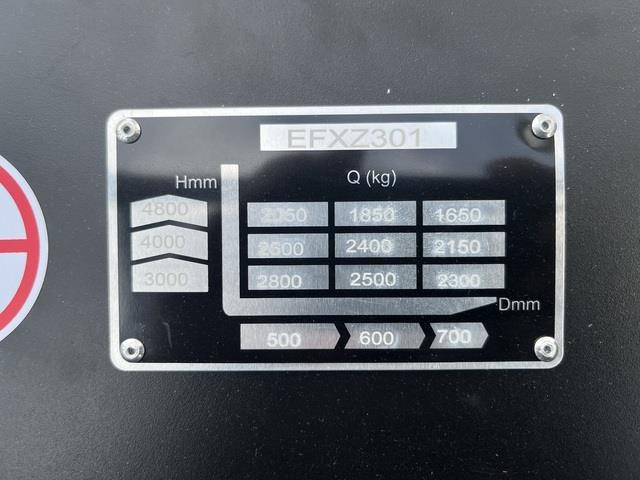 EP EFXZ301 - Empilhador elétrico: foto 5 EP EFXZ301 - Empilhador elétrico: foto 5