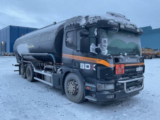 Scania P114LB-380 - Camião cisterna: foto 4 Scania P114LB-380 - Camião cisterna: foto 4