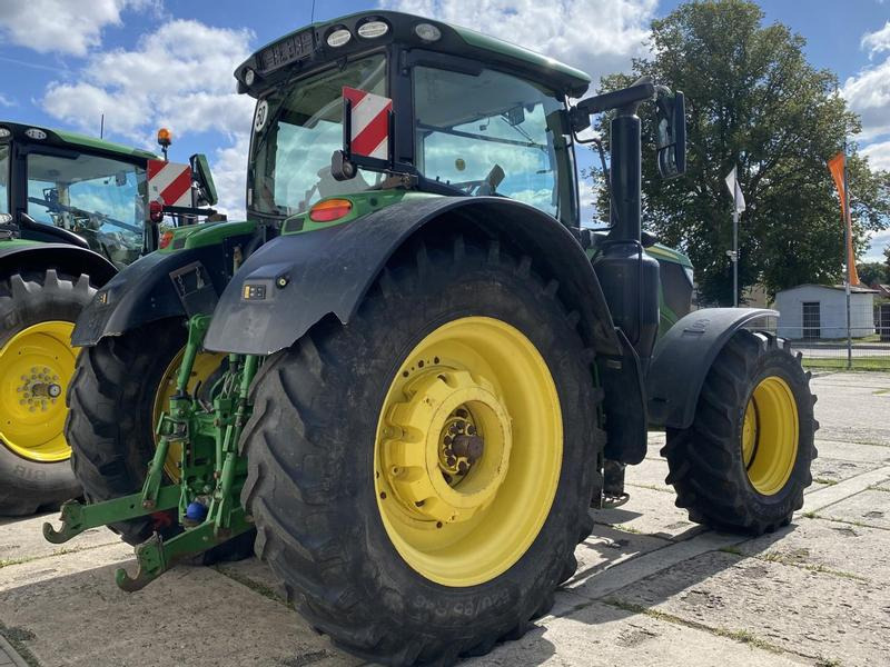 Trator John Deere 6215R AutoPowr: foto 6
